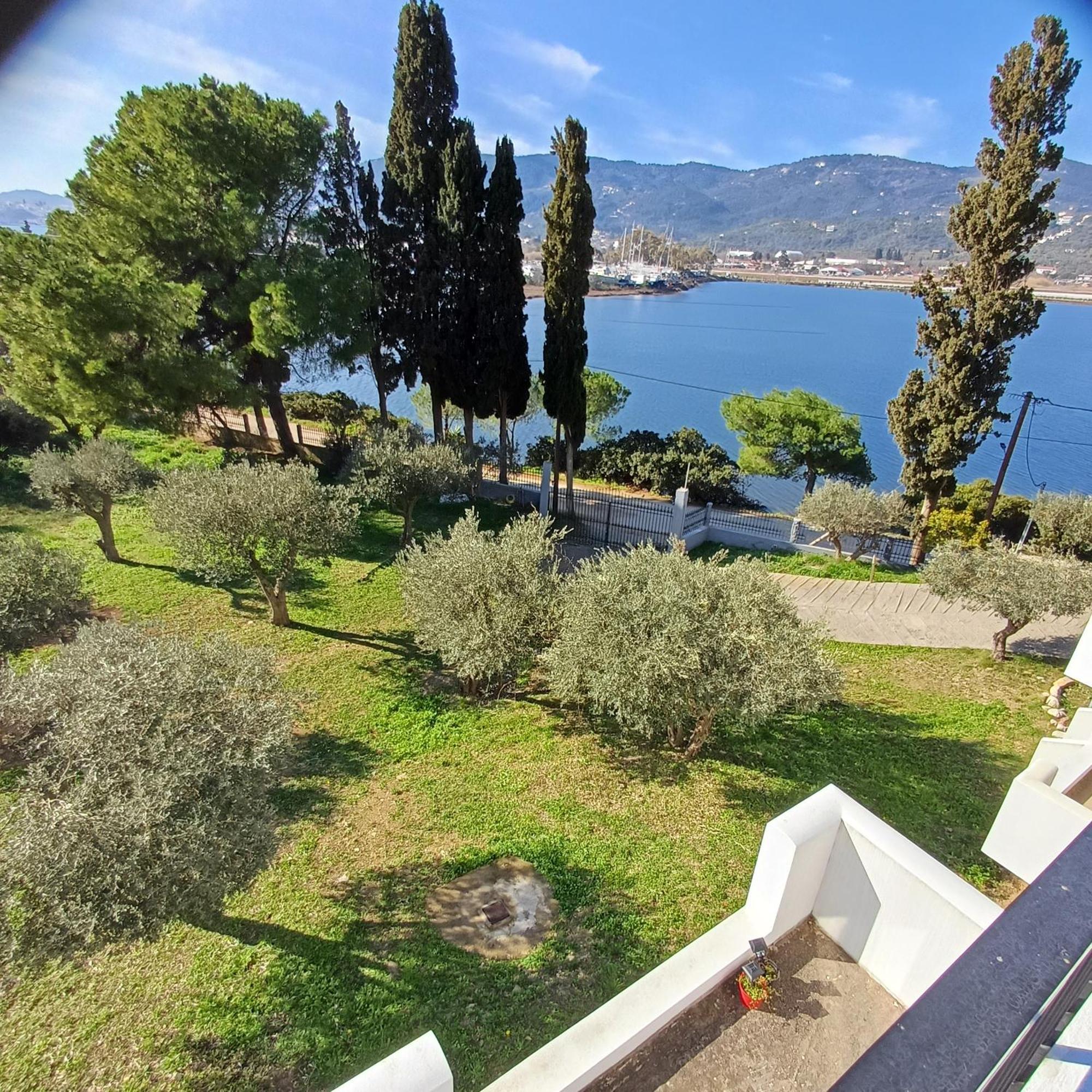 Skiathos Lagoterra Apartments מראה חיצוני תמונה